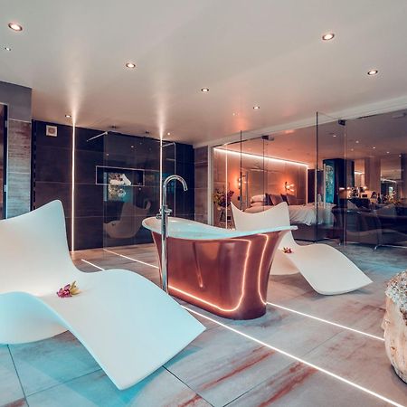 Aphrodites Group - Luxury Hot Tub Suites In Central Lake District! Bowness-on-Windermere Extérieur photo