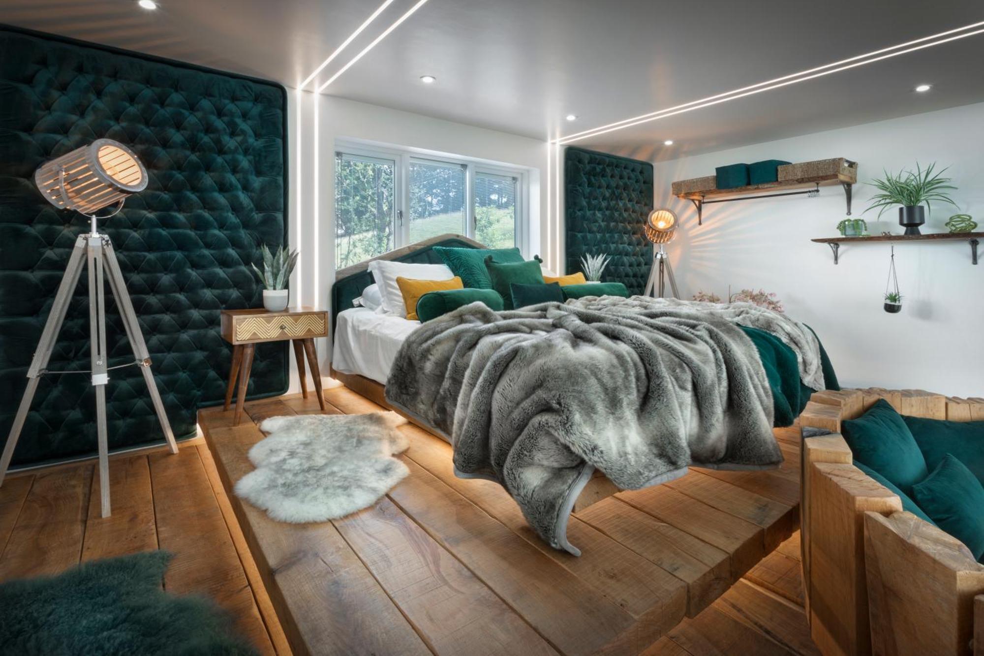 Aphrodites Group - Luxury Hot Tub Suites In Central Lake District! Bowness-on-Windermere Extérieur photo