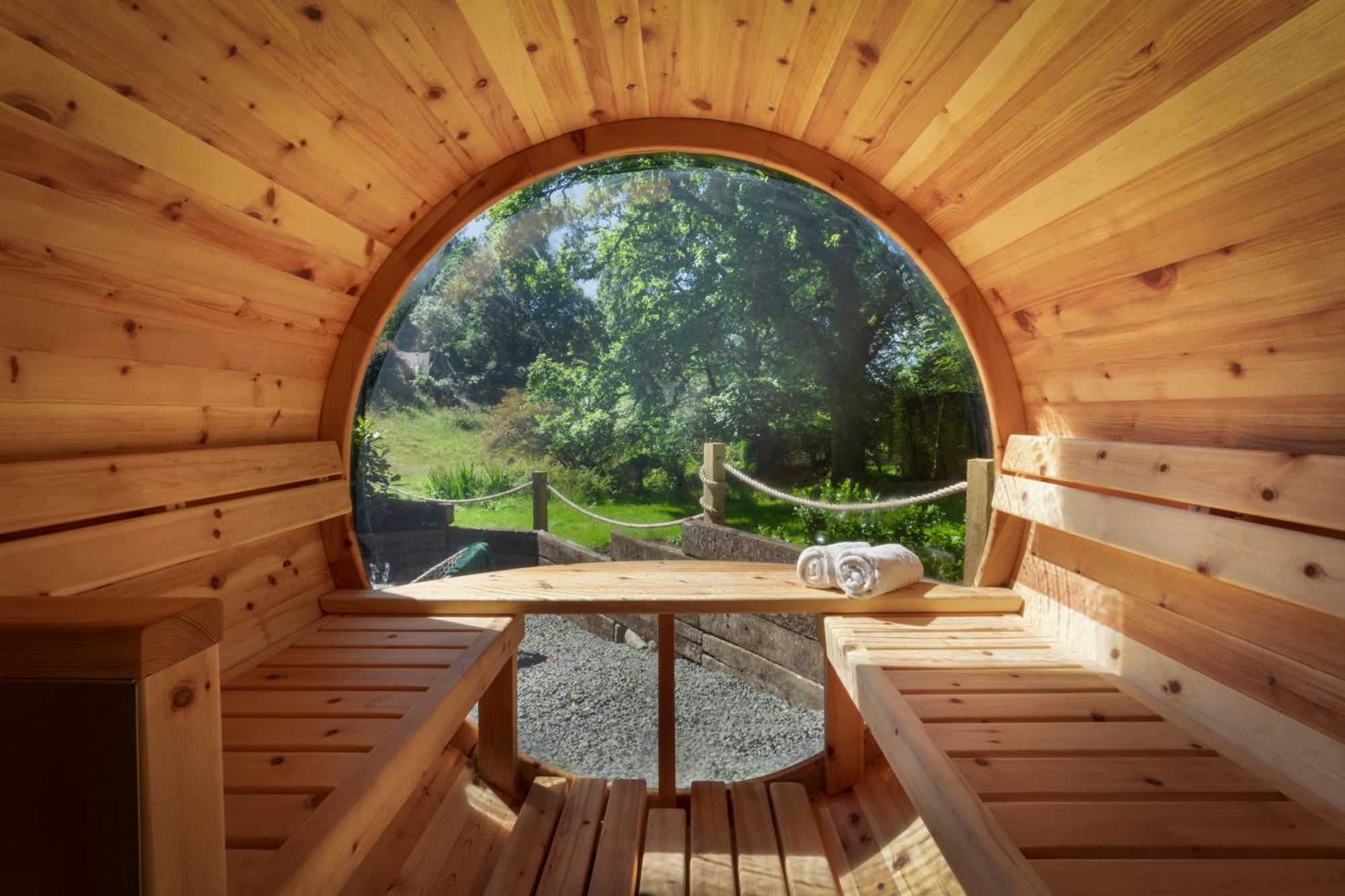 Aphrodites Group - Luxury Hot Tub Suites In Central Lake District! Bowness-on-Windermere Extérieur photo